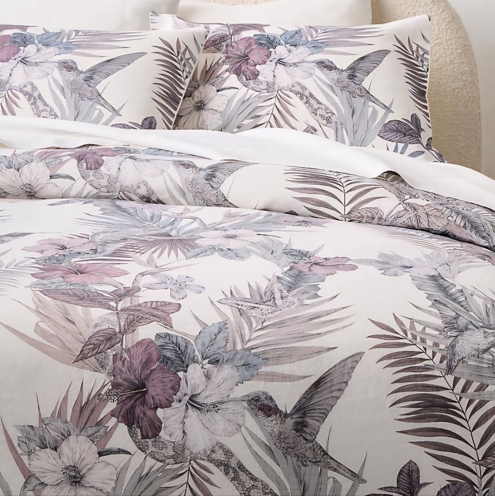 CB2 Eden Off White and Smoked Mauve Linen King Duvet Cover, Ratail $329.00 UAD